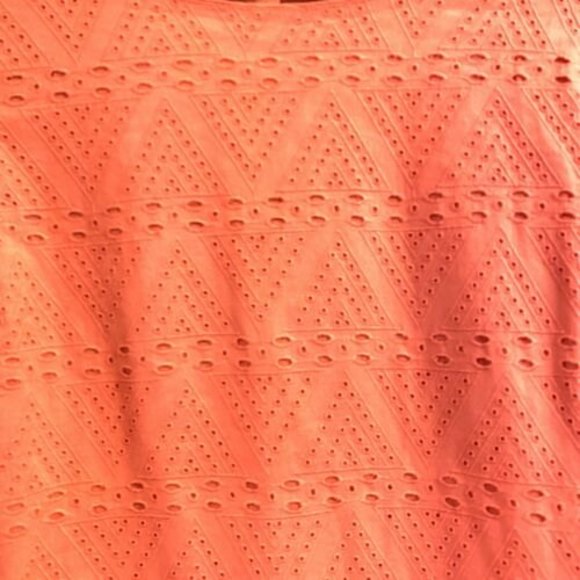 Coldwater Creek Coral Orange Eyelet Button Back Top Size XL 3/4 Length Sleeve - Picture 2 of 8